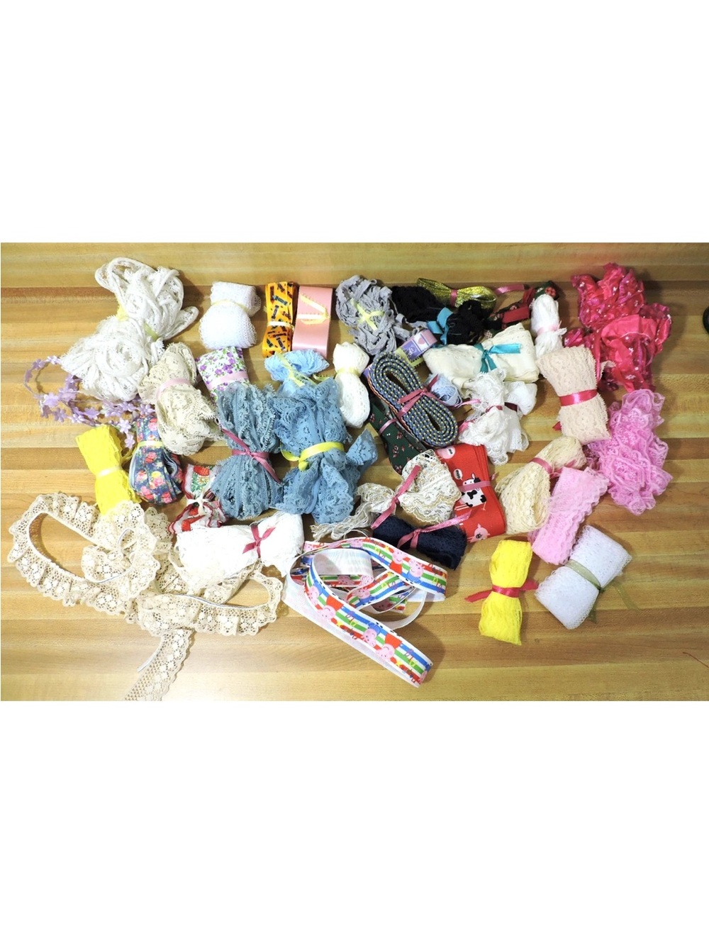 Large Lot Vintage Lace Lots of Scrap Pieces and Long Pieces  Lace